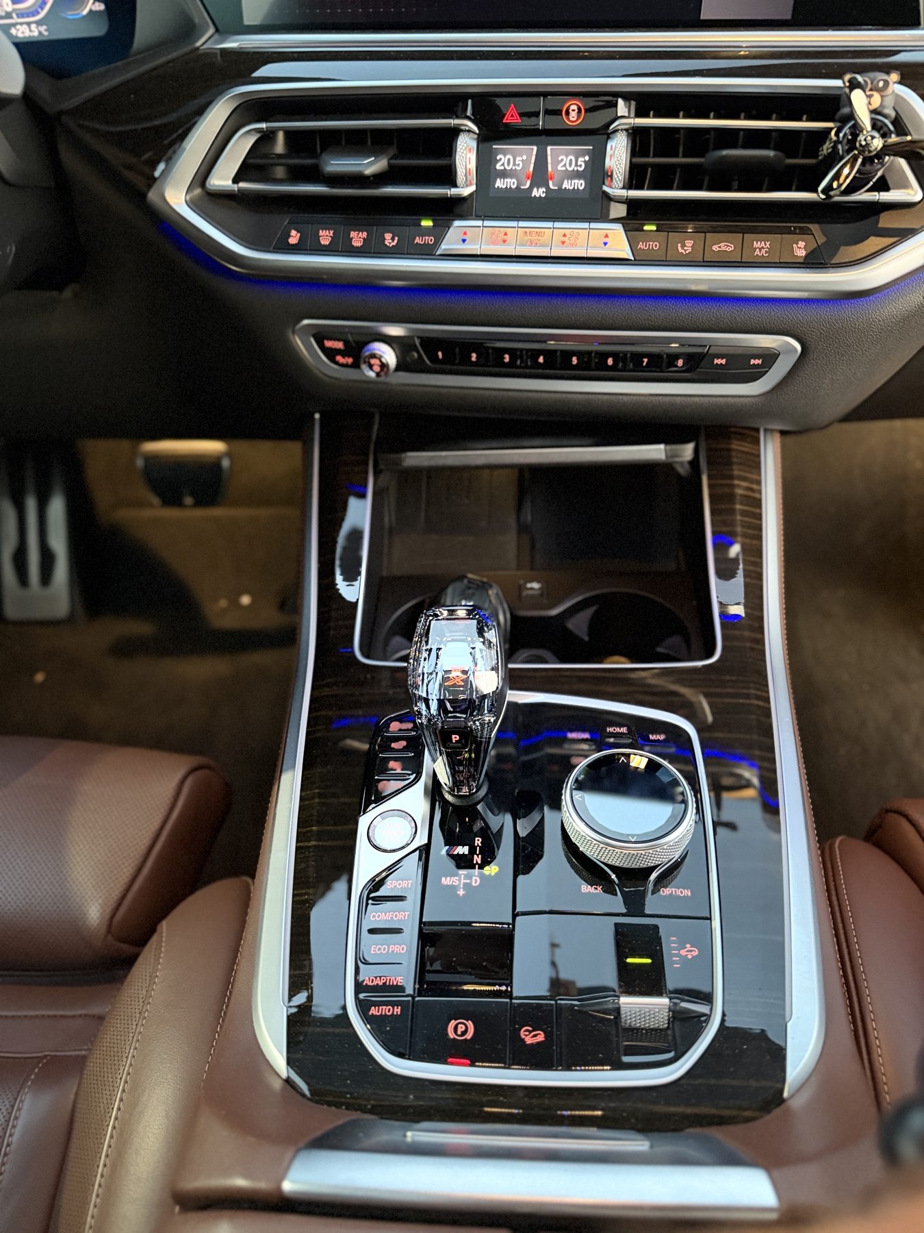 BMW X5 M50d — fotografia 3
