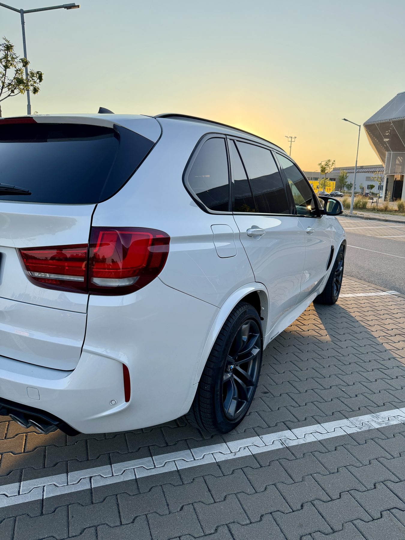 BMW X5 M Competition — fotografia 4