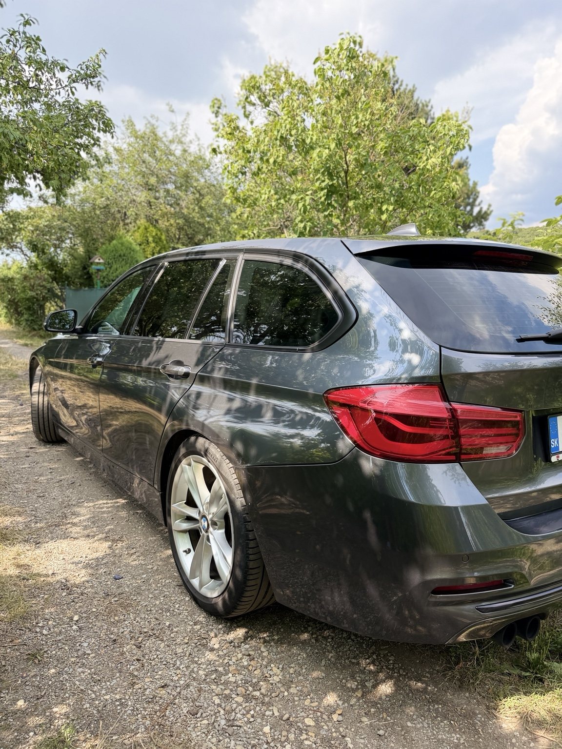 BMW 320d Touring — fotografia 2