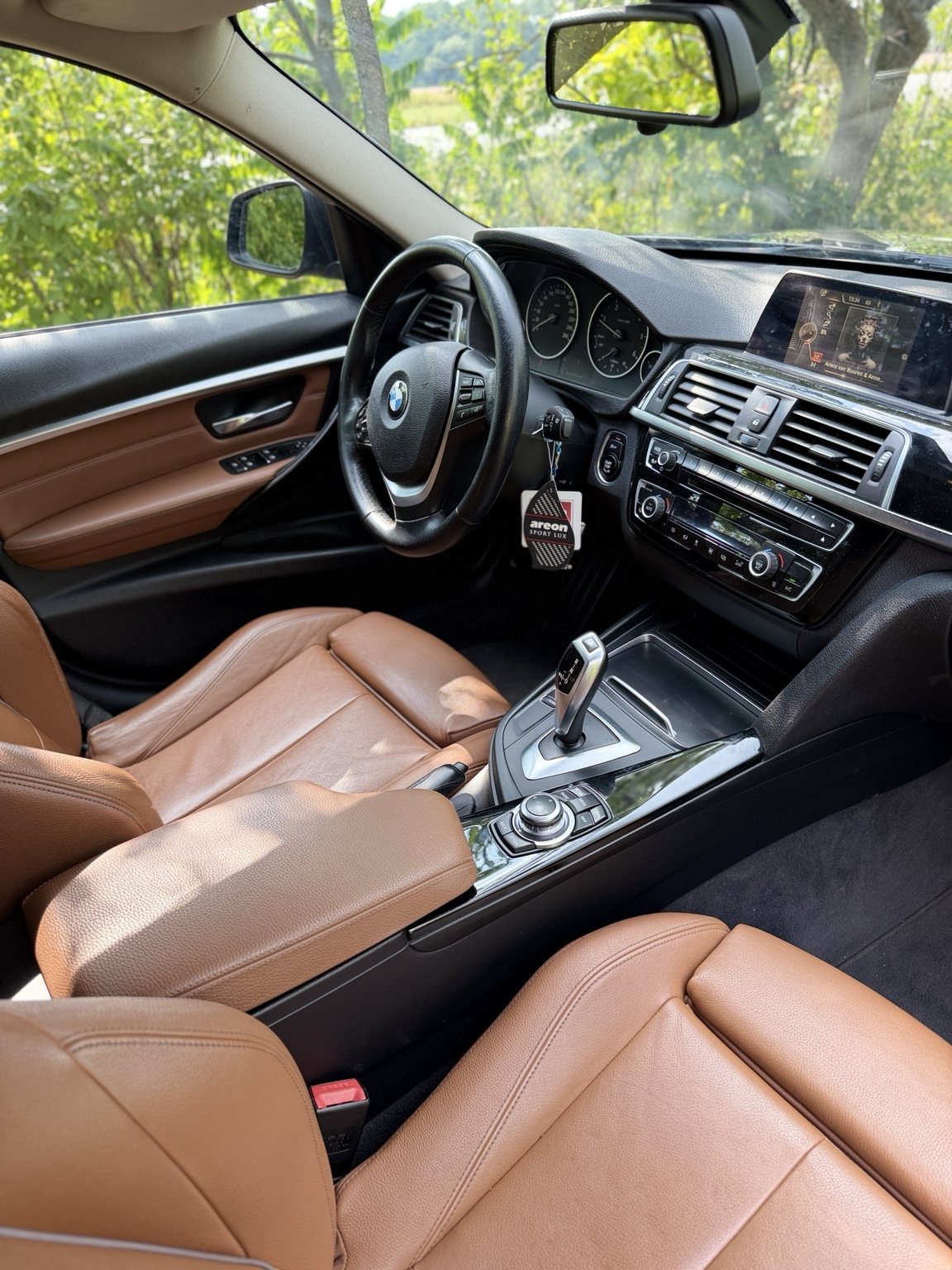BMW 320d Touring — fotografia 8